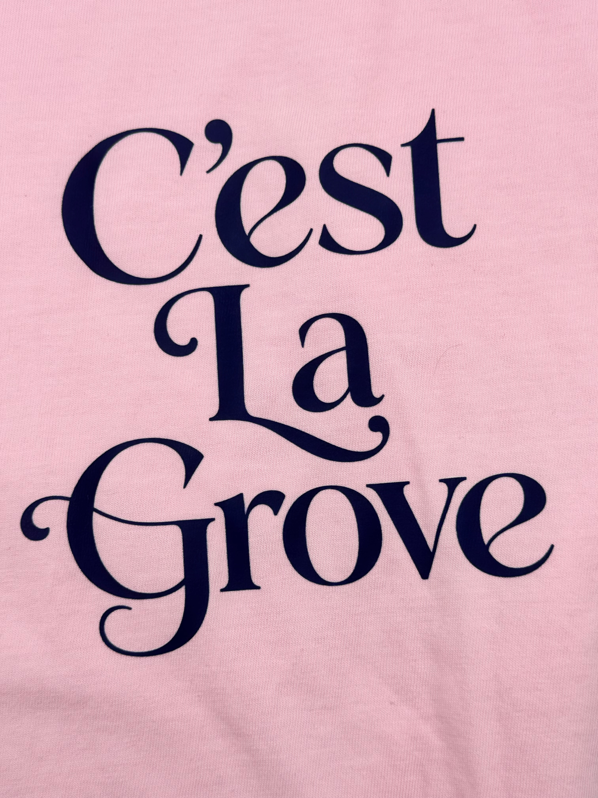 C'est La Grove tee-Blossom