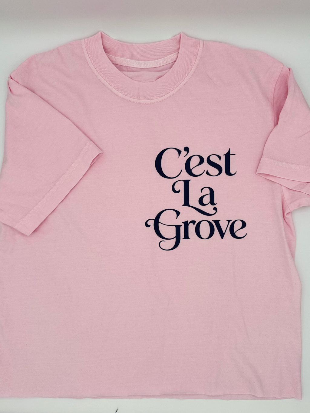 C'est La Grove tee-Blossom