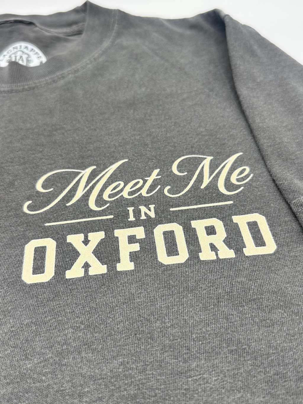 Meet Me in Oxford tee - Pepper